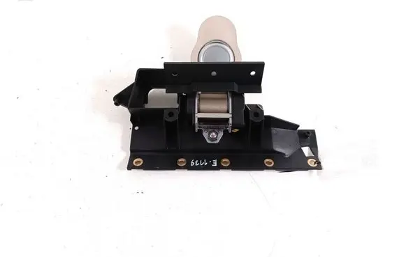 Mercedes-Benz SL R230 Rear seatbelt A2308600486