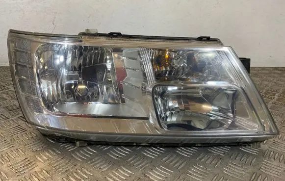 Fiat Freemont Headlight/headlamp 05067788AC