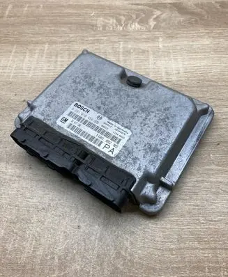 Opel Astra G Engine control unit/module ECU 24417166 0281010456