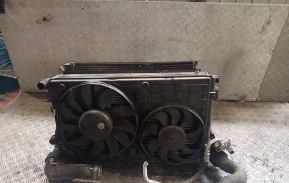 Volkswagen Touran I Radiator set 1K0121253H