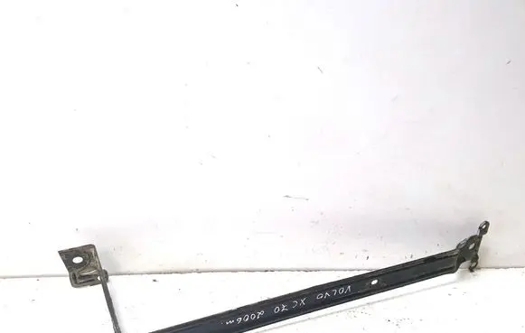 Volvo XC70 Fuel tank mounting bracket 