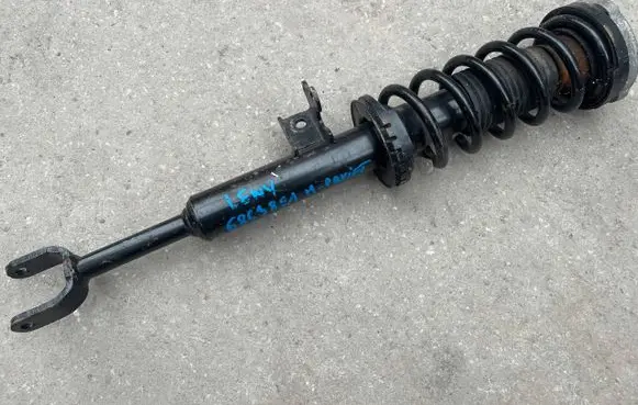 BMW 5 F10 F11 Front shock absorber/damper 6863881