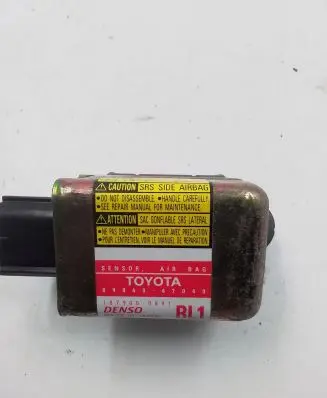 Toyota Prius (XW20) Airbag deployment crash/impact sensor 8986047040 1879000891