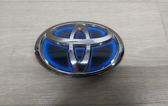 Toyota Yaris Cross Manufacturer badge logo/emblem 75310-0D010