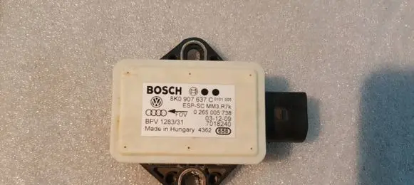 Audi A4 S4 B8 8K Acceleration sensor 8K0907637C 8K0907637