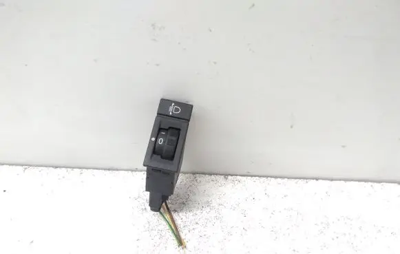 Peugeot 607 Headlight level height control switch