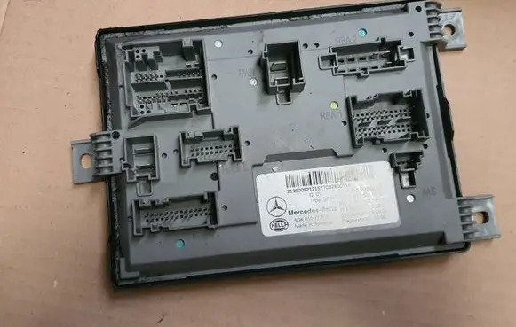 Mercedes-Benz E W213 Comfort/convenience module A2139009212
