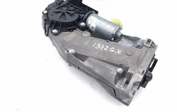 Mercedes-Benz GLC AMG Tailgate/trunk/boot lift motor A0997602402 C79029104 00307155