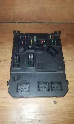 Peugeot 206 Comfort/convenience module s118085220b 9650584680MGe02