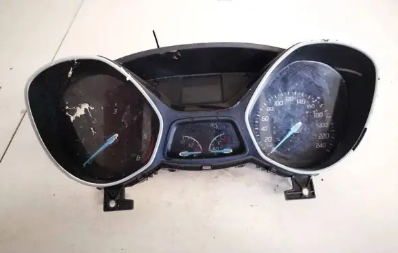 Ford Focus Speedometer (instrument cluster) bm5t10849bcd bm5t-10849-bcd