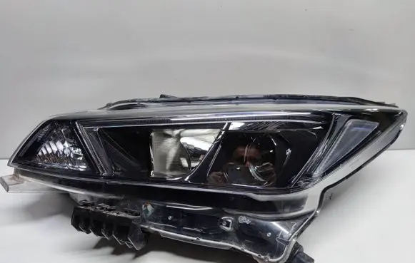 Nissan Leaf II (ZE1) Headlight/headlamp 260605SH0A