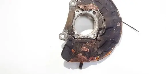 Volvo S80 Front wheel hub 9461943