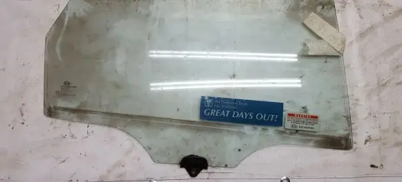 KIA Ceed Rear door window glass