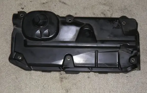 Mercedes-Benz Sprinter W901 W902 W903 W904 Engine cover (trim)