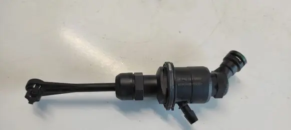 Renault Scenic II - Grand scenic II Clutch master cylinder 820015184C AE22860519