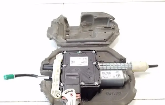 Peugeot 508 Hand brake/parking brake motor 9801605680
