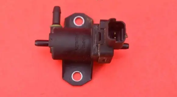 Ford Fiesta Vacuum valve 9688124580