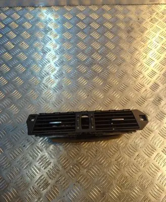 BMW 5 E60 E61 Dash center air vent grill 6910734 141218 7009275