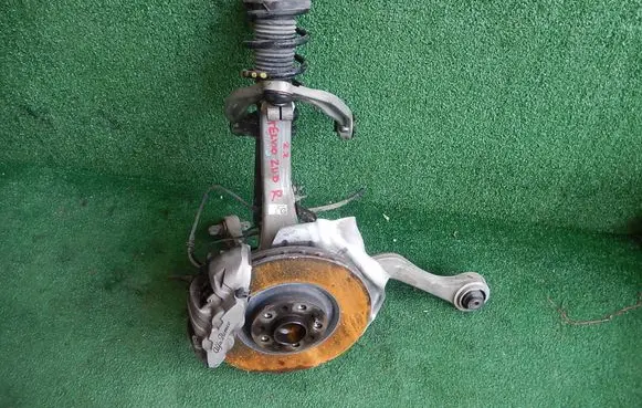 Alfa Romeo Stelvio Front wheel hub spindle knuckle