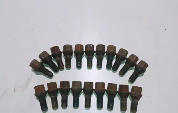 Opel Vectra C Nuts/bolts 