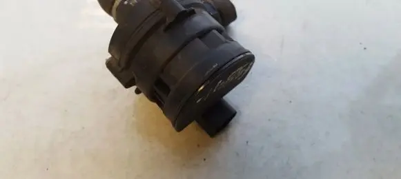 Nissan X-Trail T31 Electric auxiliary coolant/water pump