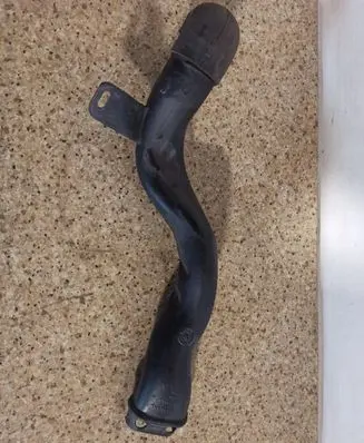 Gearbox oil cooler pipe/hose