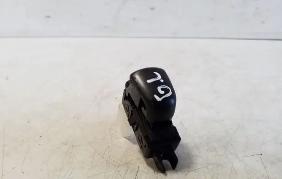 Nissan Navara D23 Electric window control switch