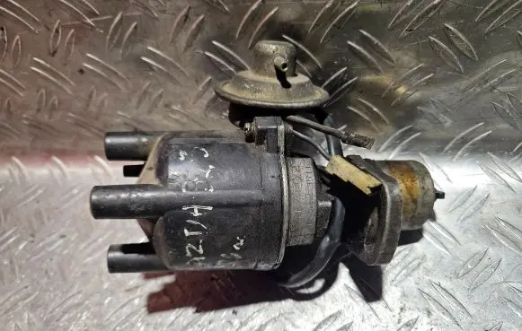 Mazda 323 Spark distributor T4T70272 3223511
