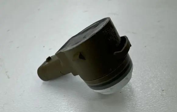Tesla Model Y Parking PDC sensor 112750311D E132840 0809201639