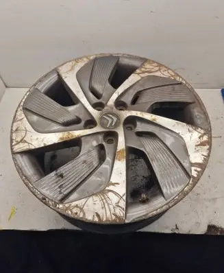 Citroen C4 X R18 alloy rim 9677090577