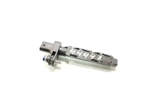 BMW 2 F22 F23 Crankshaft position sensor 7806782