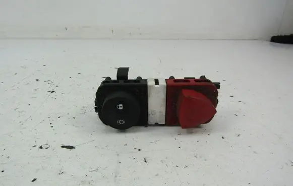 Renault Scenic II - Grand scenic II Hazard light switch 