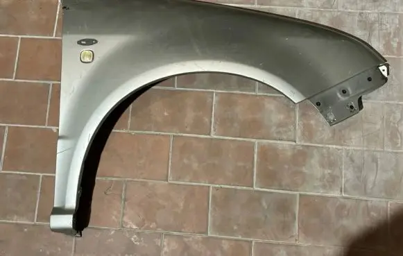 Skoda Fabia Mk2 (5J) Fender 6Y0821112