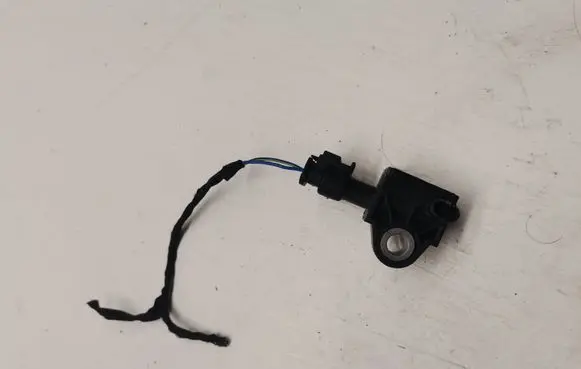 BMW X5 F15 Airbag deployment crash/impact sensor 9224177