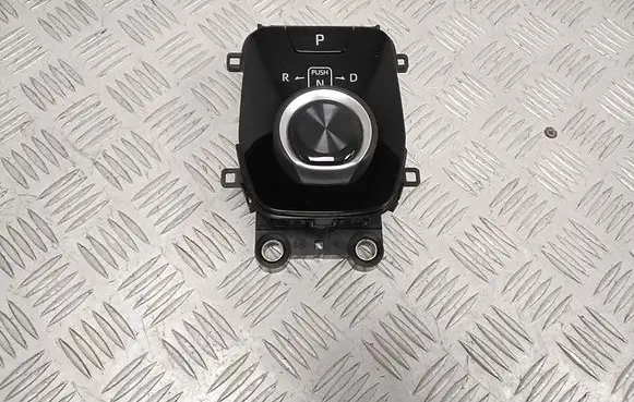 Toyota bZ4X Gear shift switch/knob 