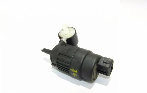 Suzuki Wagon R+ Windscreen/windshield washer pump 090586632