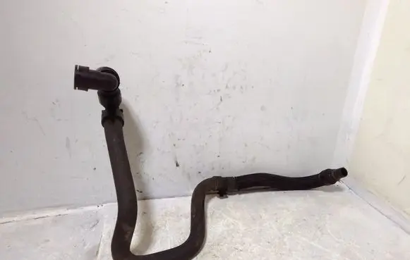 Peugeot 407 Engine coolant pipe/hose