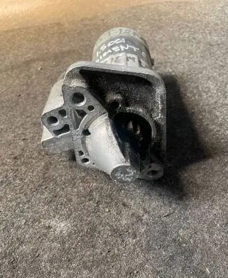 Renault Scenic II - Grand scenic II Starter motor 8200584675A M000T87881
