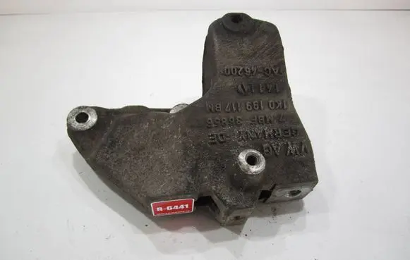 Skoda Octavia Mk2 (1Z) Engine mounting bracket 1K0199117BM 14111 MBF36856