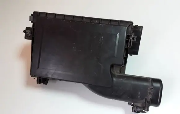Lexus LS 460 - 600H Air filter box 1770238010