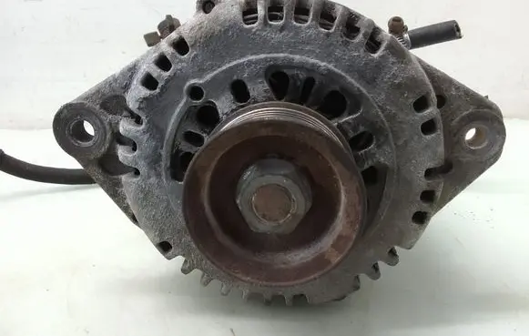 Opel Astra G Generator/alternator 93175799