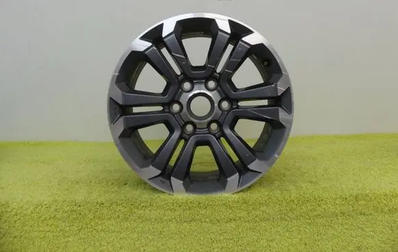 Mitsubishi Pajero R18 alloy rim 
