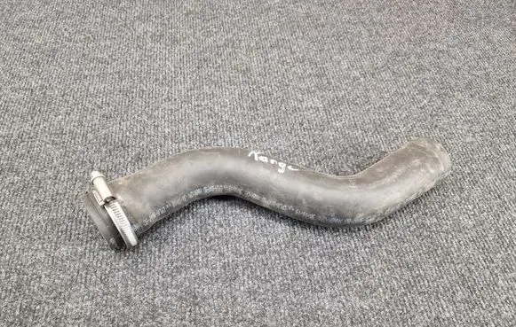 Land Rover Range Rover Sport L494 Engine coolant pipe/hose CPLA9047BD CPLA9047