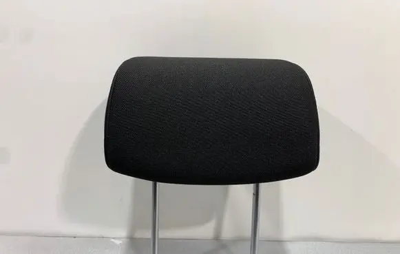 KIA Stonic Rear seat headrest 