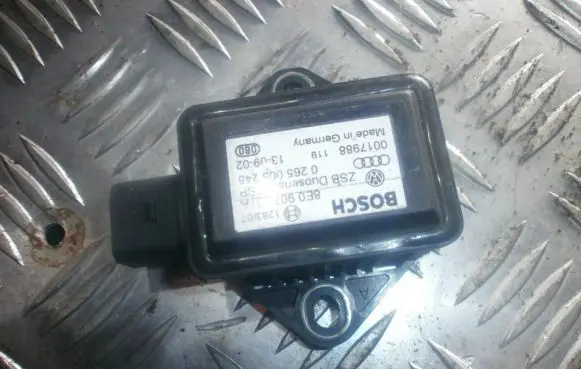 Volkswagen PASSAT B5.5 ESP acceleration yaw rate sensor 0265005245