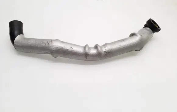 Nissan Qashqai Engine coolant pipe/hose