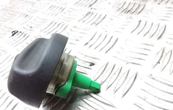 BMW 5 E60 E61 Fuel tank filler cap 