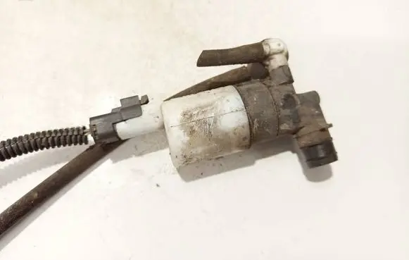 Renault Scenic II - Grand scenic II Windscreen/windshield washer pump 8200067015 9641553880
