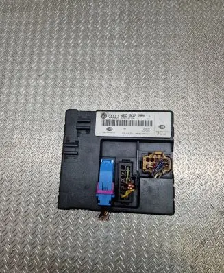 Audi A8 S8 D3 4E Comfort/convenience module 5DK00843207 4E0907289 4E0910289B