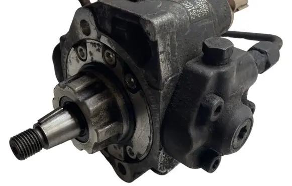 Toyota Land Cruiser (J120) Fuel injection high pressure pump 2210030040 2940000369